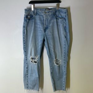 Good American Good Girlfriend Distressed Jeans Size 18